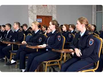 Служба по призванию: студенты выбирают карьеру в полиции
