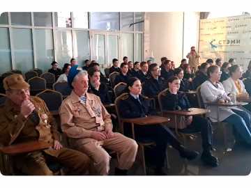 &laquo;Есть истории, которые не прочитаешь в учебнике&raquo;