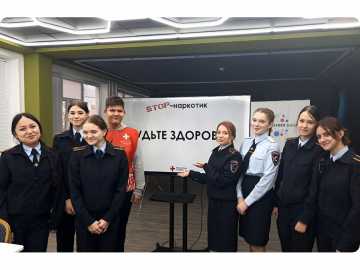 Как помочь близкому? Волонтеры провели откровенный разговор